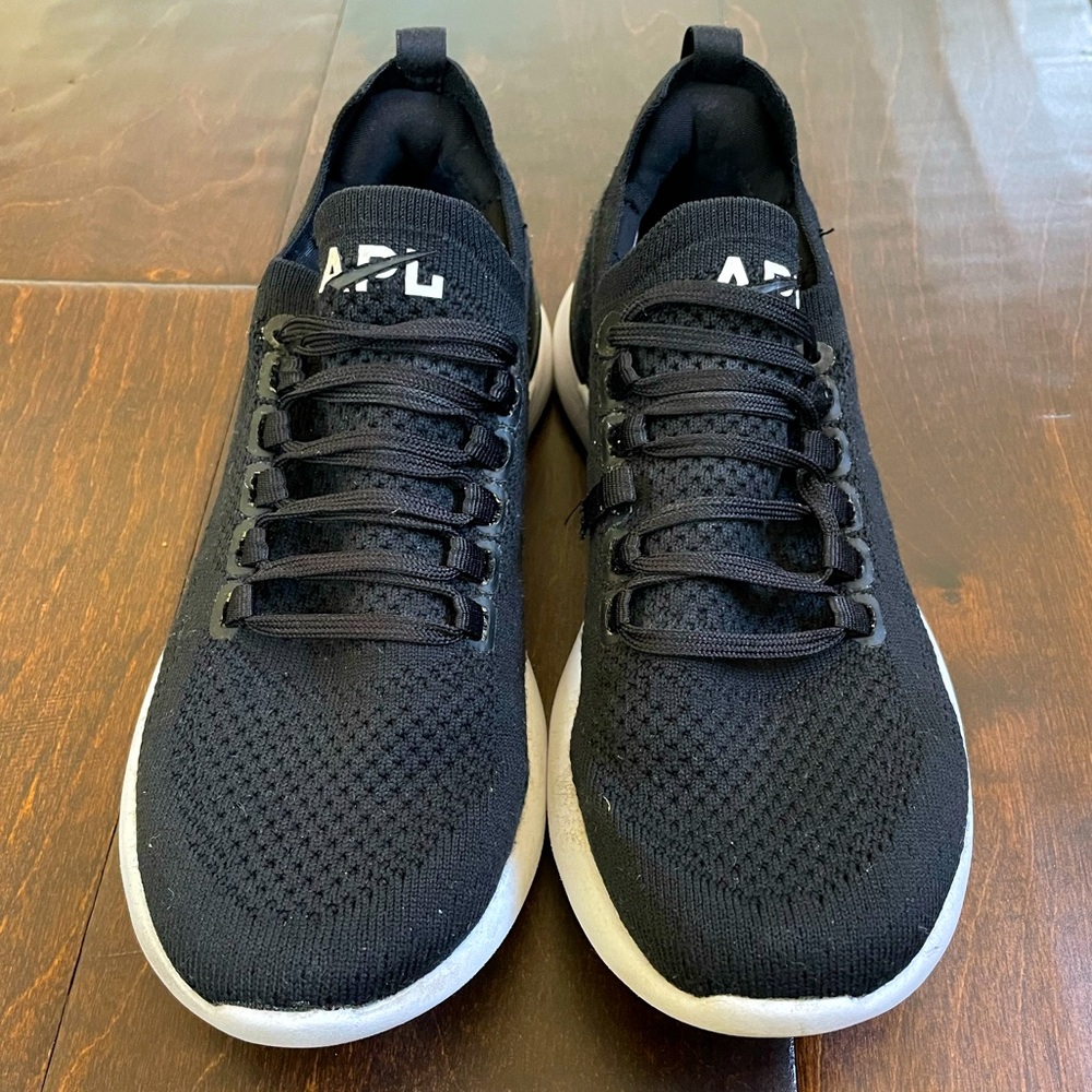 APL: Athletic Propulsion Labs TechLoom Breeze Sneakers. Size 6.5.